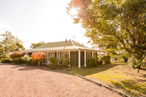 Among The Vines - Whitsundays Accommodation 0