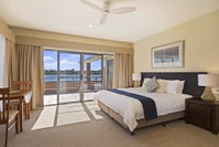 Ana Mandara Luxury Bed  Breakfast