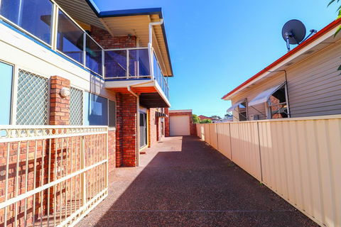 Anglers Abode - Whitsundays Accommodation 1