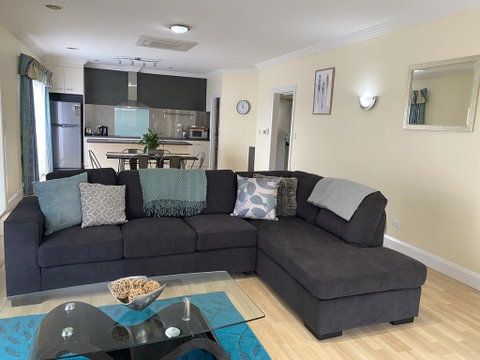 Apartment 244 On Bertha, Mount Gambier - Whitsundays Accommodation 2