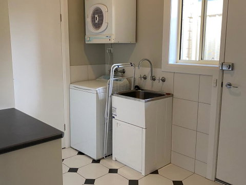 Apartment 244 On Bertha, Mount Gambier - Whitsundays Accommodation 3
