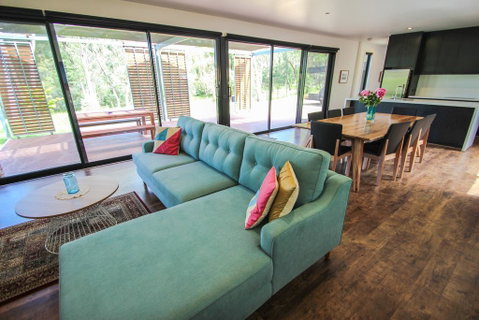 Apex House - Whitsundays Accommodation 2