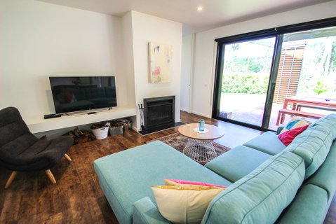 Apex House - Whitsundays Accommodation 3