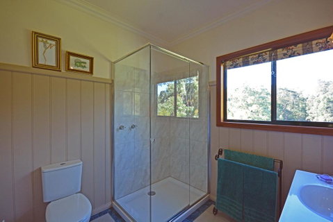 Araluen Park Cottages - Whitsundays Accommodation 2