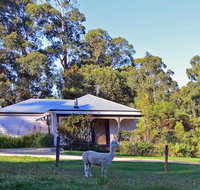 Araluen Park Cottages - Whitsundays Accommodation