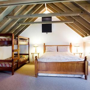 Arapaho - Whitsundays Accommodation 2