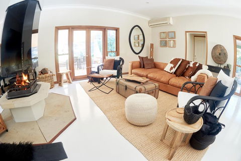 Arcadian Retreat - Whitsundays Accommodation 0