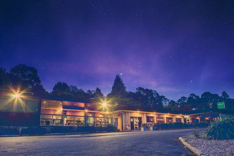 Archibald Hotel - Whitsundays Accommodation 0