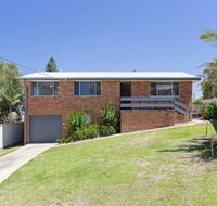 Argyle Cottage' 41 Argyle Avenue - great family home for holidays - Whitsundays Accommodation