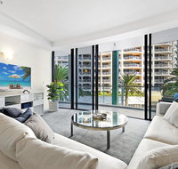 Aria Private 3 Bed in the heart of Broadbeach - Whitsundays Accommodation