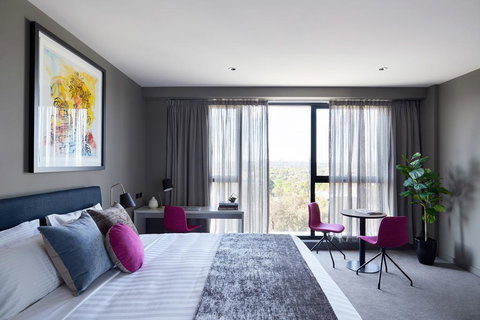 Art Series - The Chen - Whitsundays Accommodation 3