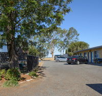 Artesian Motor Inn - Whitsundays Accommodation