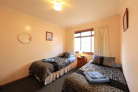 Arthur River Holiday Units - Whitsundays Accommodation 0