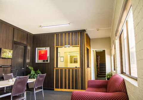 Ascot Budget Inn & Residences - Whitsundays Accommodation 2