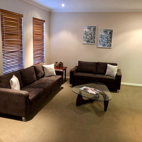 Ashington Gardens - Whitsundays Accommodation 3