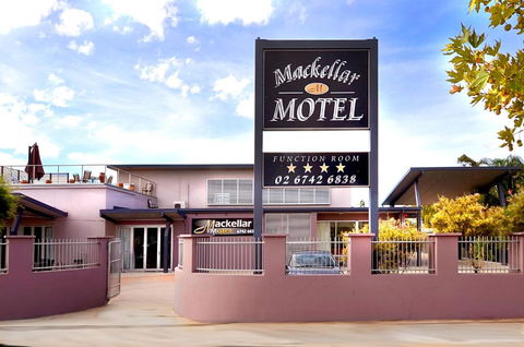 Mackellar Motel - Whitsundays Accommodation 0