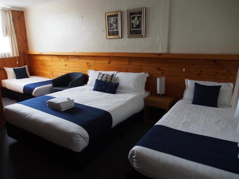 Majestic Motel - Whitsundays Accommodation 1