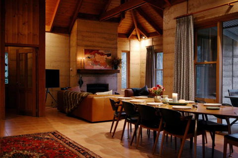 Melliodora - Relax, Unwind & Recharge - Whitsundays Accommodation 3