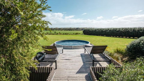 Merricks View - Whitsundays Accommodation 0