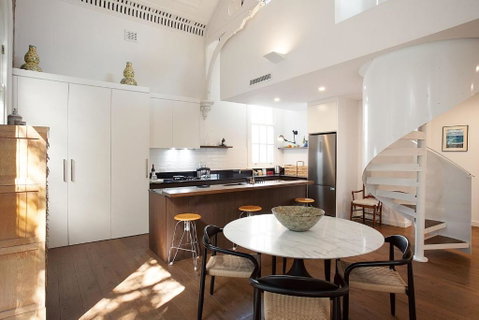 Mezzanine Magic, Bondi Junction - Whitsundays Accommodation 3