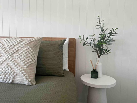 Modern Family Friendly Ipswich Home - Whitsundays Accommodation 1