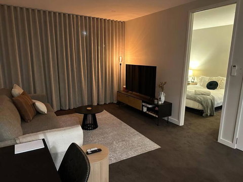 Modern Griffith Apartment - Whitsundays Accommodation 3