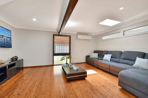 NEW PropertyBreezy Bayside Haven At Brightwaters - Whitsundays Accommodation 2