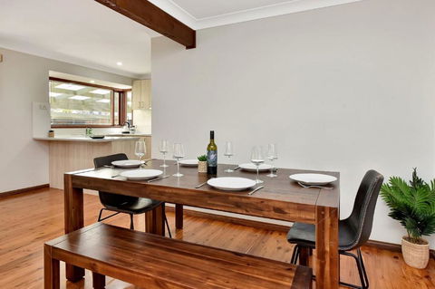 NEW PropertyBreezy Bayside Haven At Brightwaters - Whitsundays Accommodation 3