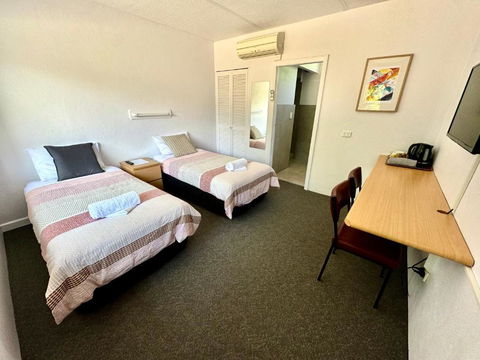 Mount Beauty Motor Inn - Whitsundays Accommodation 3