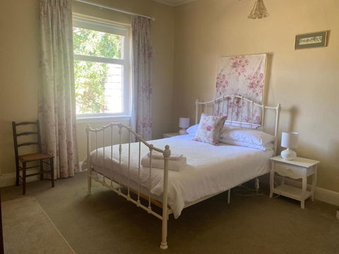 Mount Charles Homestead - Whitsundays Accommodation 1