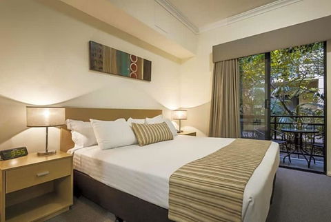 Narnia In Northbridge - One Bedroom - Whitsundays Accommodation 1