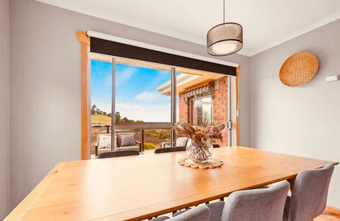 Natural & Relax House In Ulverstone - Whitsundays Accommodation 3