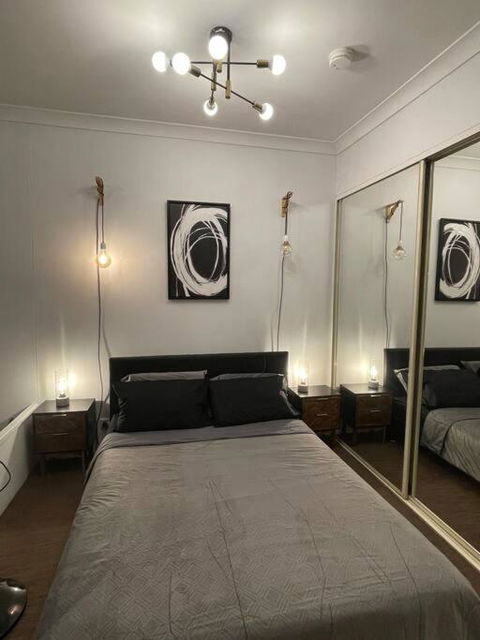Neutral Bay Studio - Whitsundays Accommodation 1