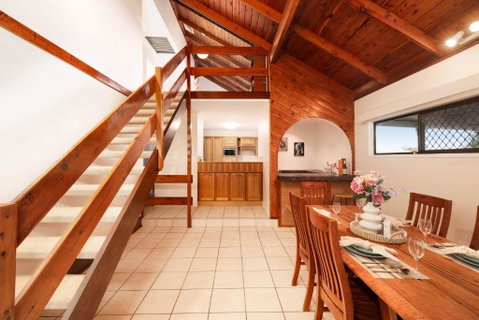New 4BR Modern & Stylish Heritage Hideaway WiFi - Whitsundays Accommodation 0