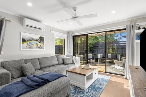 New Ocean Grove Oasis - Whitsundays Accommodation 0