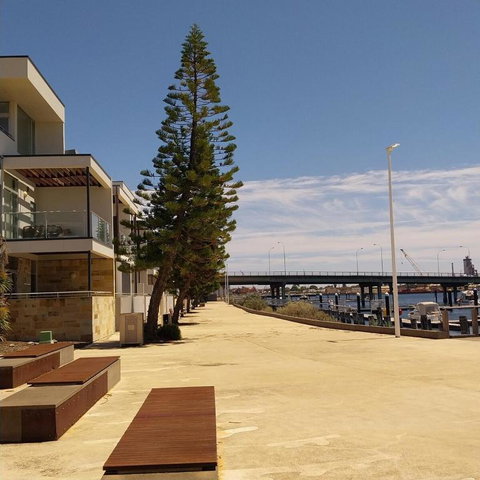 New Port South Australia - Whitsundays Accommodation 2