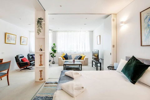 New York Warehouse Style In A Modern Passive House - Whitsundays Accommodation 2