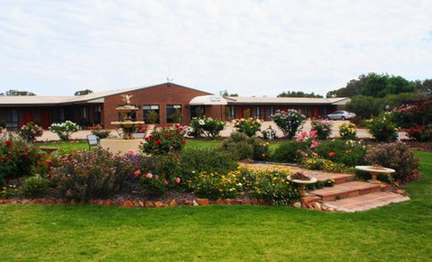 Newell Motor Inn Narrandera - Whitsundays Accommodation 1