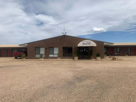 Newell Motor Inn Narrandera - Whitsundays Accommodation 2
