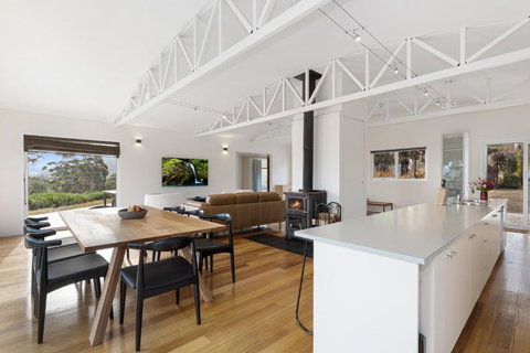 Newhaven - Whitsundays Accommodation 2