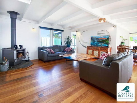 Newhaven Escape - Whitsundays Accommodation 0