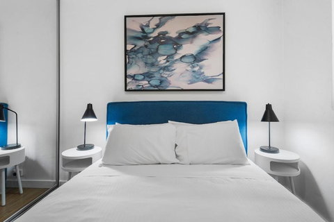 Newly Renovated South Yarra 2BR Apt With Parking - Whitsundays Accommodation 2