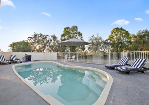 North Lodge Clan Cottage - Whitsundays Accommodation 1