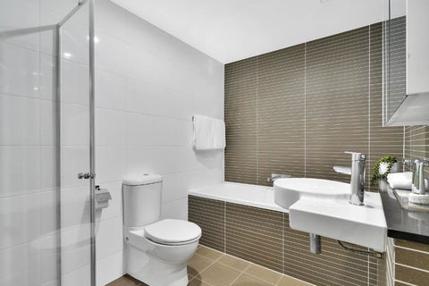 North Sydney Corporate Apartment MIL2251106 - Whitsundays Accommodation 1