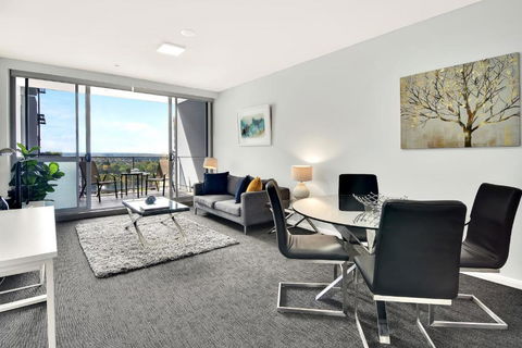 North Sydney Large Two Bedroom MIL2252402 - Whitsundays Accommodation 1