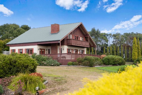 Northway Downs Estate Vineyard - Whitsundays Accommodation 1