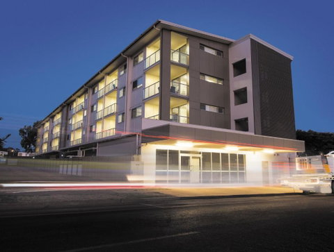 Oaks Moranbah Suites - Whitsundays Accommodation 0