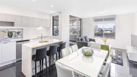 Oaks Brisbane Woolloongabba Suites - Whitsundays Accommodation 2