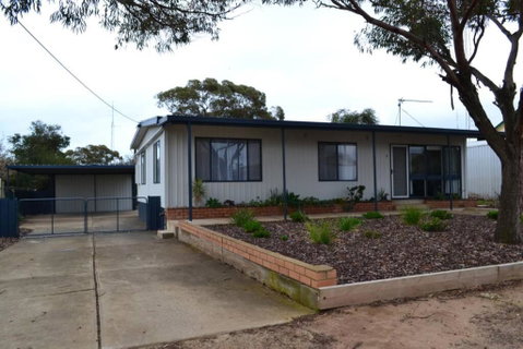 Ocean Breeze - Whitsundays Accommodation 0