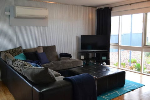 Ocean Breeze - Whitsundays Accommodation 1